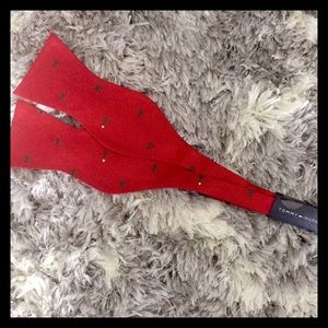 Tommy Hilfiger Christmas Bow Tie